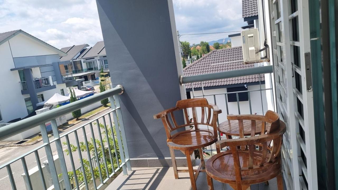 Baituljannah Homestay Бату-Пахат Экстерьер фото